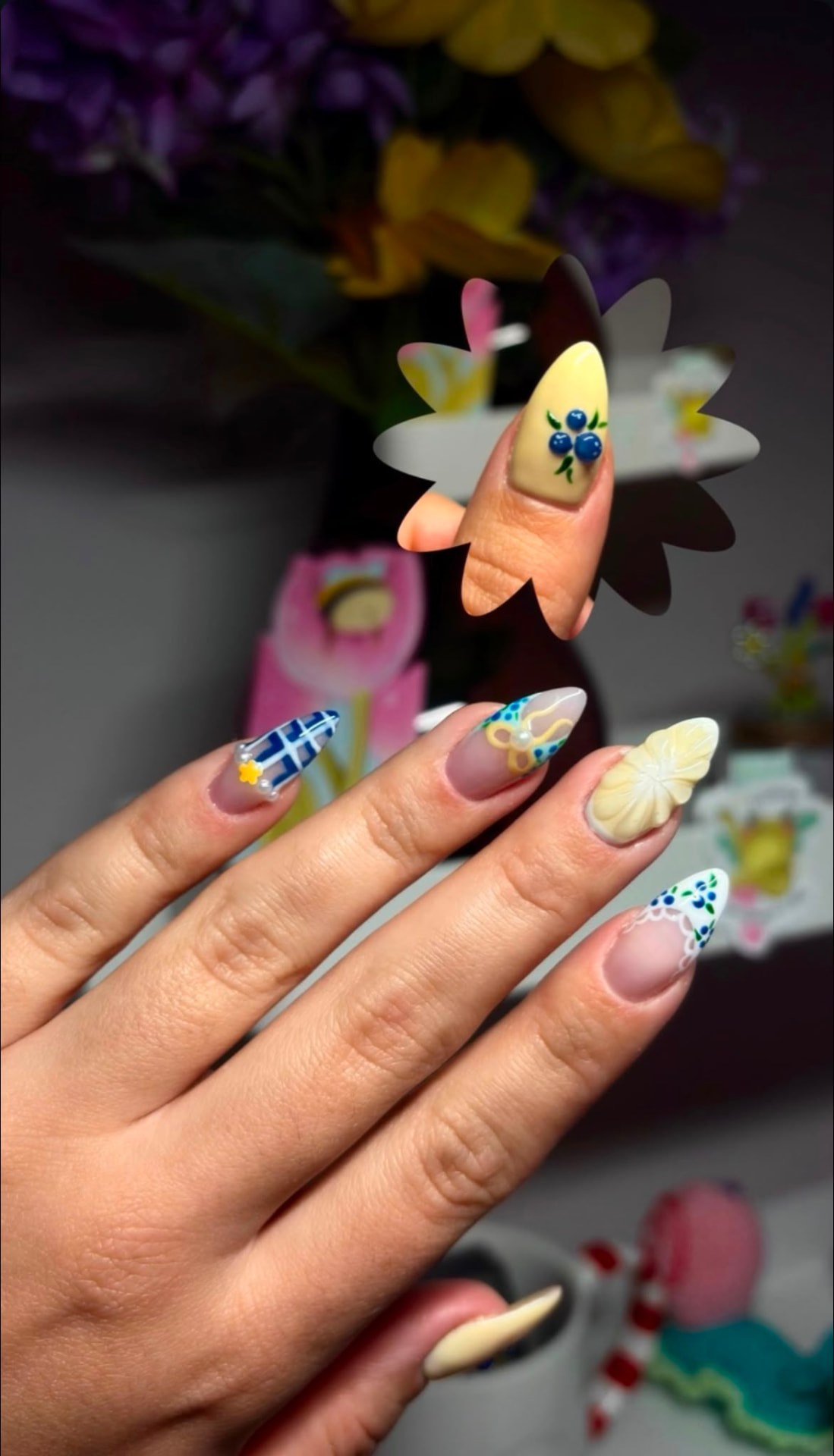 Diseño de uñas realizado en NOVA nail studio
