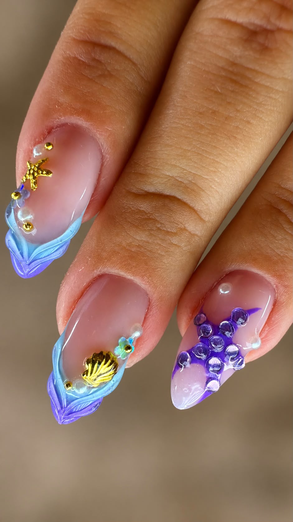 Diseño de uñas realizado en NOVA nail studio