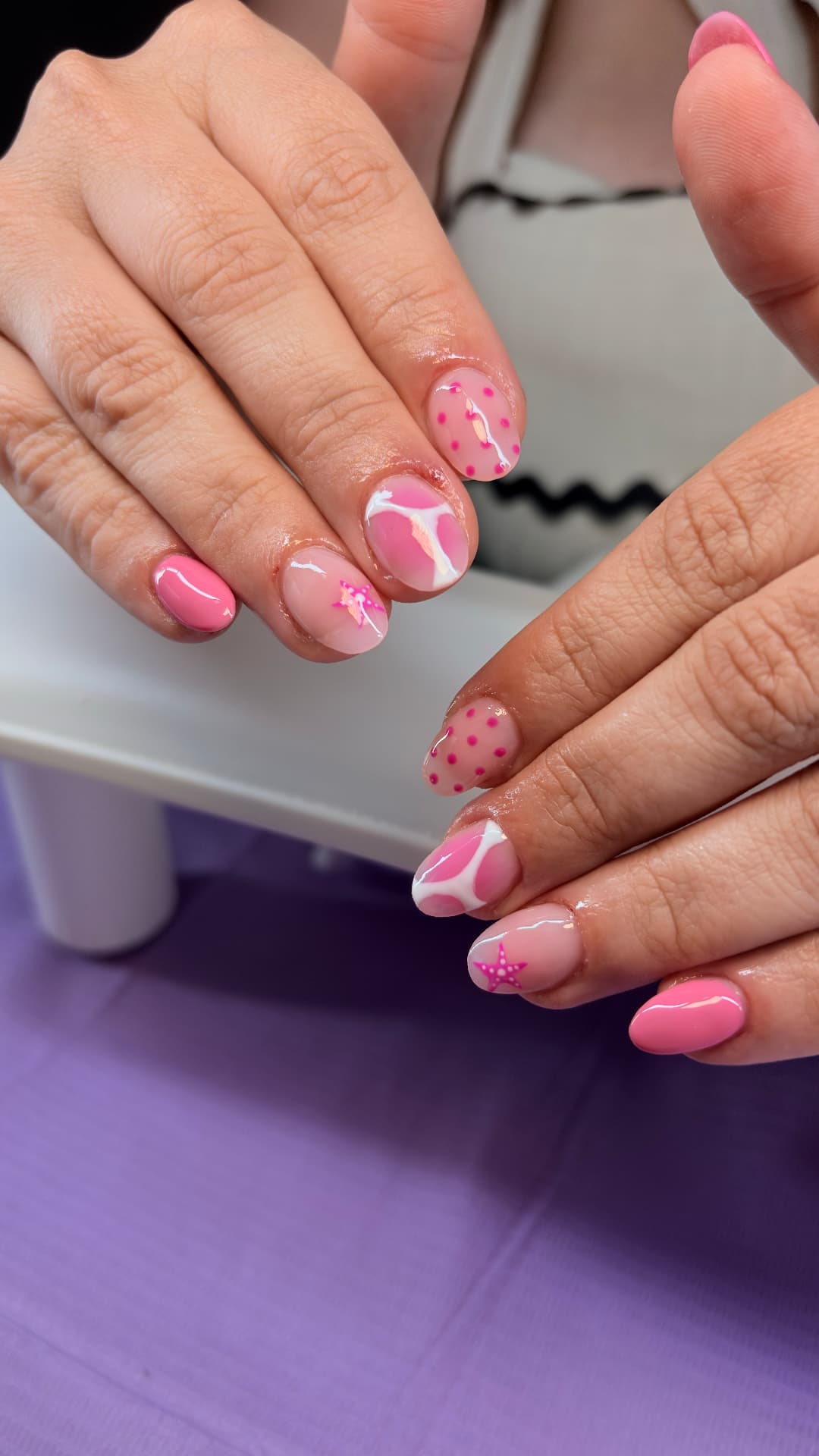 Diseño de uñas realizado en NOVA nail studio