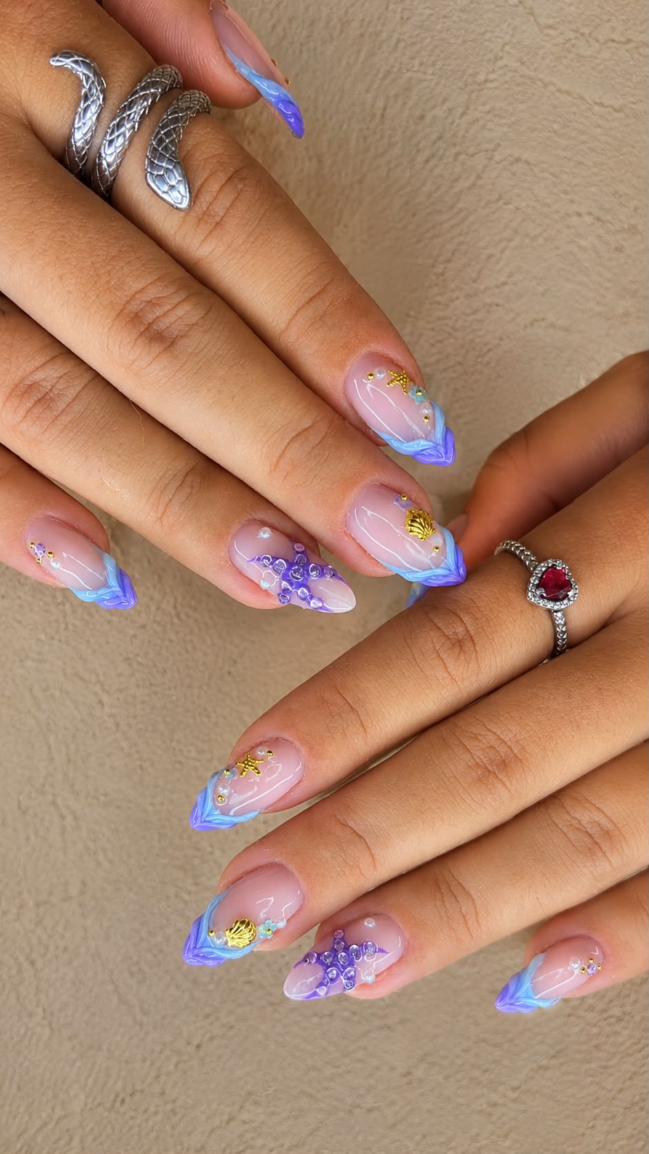 Diseño de uñas realizado en NOVA nail studio