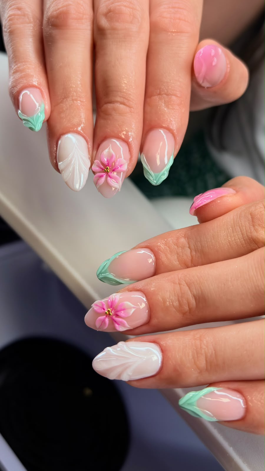 Diseño de uñas realizado en NOVA nail studio
